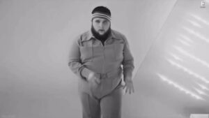 Garik Kharlamov Instagram - Умер «пухляш». Совсем недавно пересекались с Димой на сьемках. Очень рано. Всего 29. Мои соболезнования родным и близким. Царствия небесного. Земля пухом.
