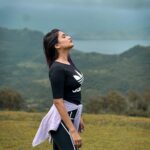 Garima Chaurasia Instagram - Time to detox amidst nature..🍃 . . 📸& 🎨: @nitin_.1610 #gimaashi #traveldiaries #pune #satara #explore #nature #trek #gimaians Pune, Maharashtra