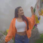 Garima Chaurasia Instagram – Lost in the fog 😶‍🌫️

#gimaashi George Everest Peak