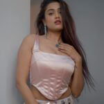 Garima Chaurasia Instagram - Keep calm & love your curves 🤍 #gimaashi