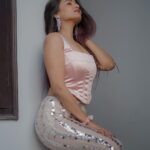 Garima Chaurasia Instagram - Keep calm & love your curves 🤍 #gimaashi