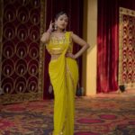 Garima Chaurasia Instagram - How’s my *Laado peela* attire? 🤭💖 #gimaashi #gimaians #ethnic #haldiceremony #haldioutfit