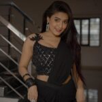 Garima Chaurasia Instagram - Rishte ke liye ye pics perfect h naa guys? 🤪🤷🏻‍♀️ #gimaashi #gimaians #ethniclove #blacksaree