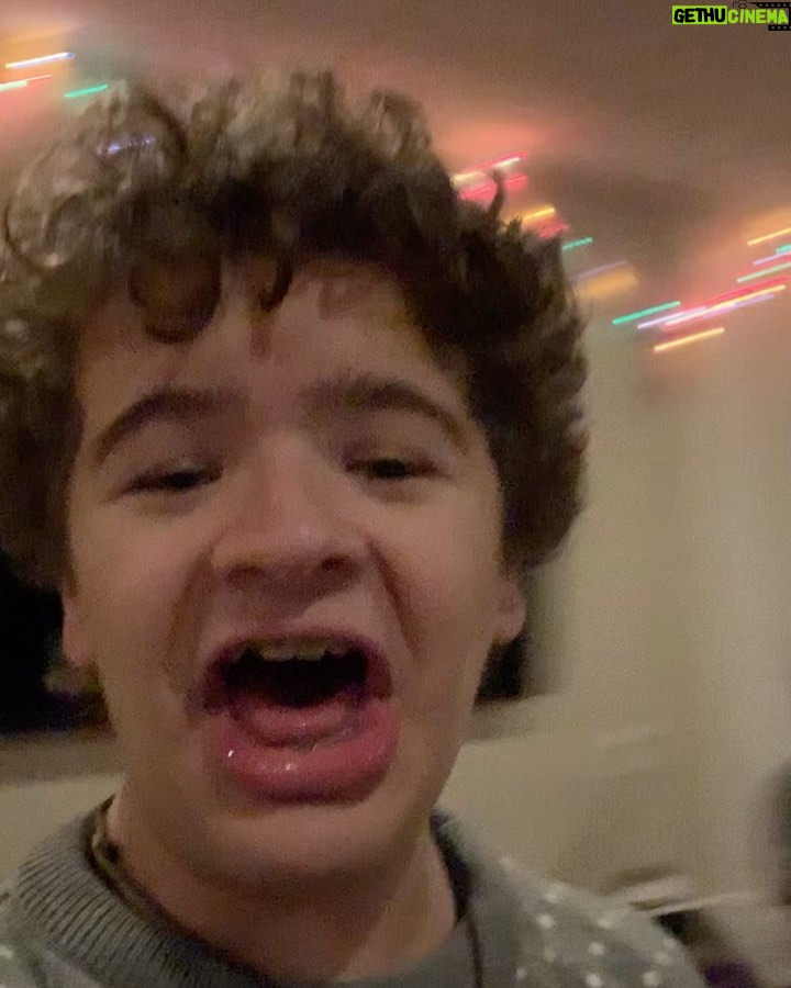 Gaten Matarazzo Instagram - 🚨REMINDER🚨 tickets are still on sale for my band’s show at The Stone Pony on the 27th on our website in all of our bios!! Get them soon!! @work_in_progress_band