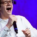Gaten Matarazzo Instagram - What an incredible night for @fylfoundation celebration for arts education gala!!! Thank you for including me @joshgroban!