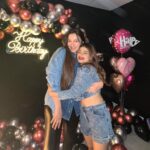 Gauahar Khan Instagram - I pray for a year full of prayers answered , good news , great health, laughter , exciting travels , n dreams turning into reality. Ameen . Happy birthday my choti , @anamdarbar97 ❤️😘 u are oh so lovely . May Allah keep u protected. Ameen . Enjoy your day . #unexpectedtwinning #bhabhinanand #denimwins Mumbai, Maharashtra