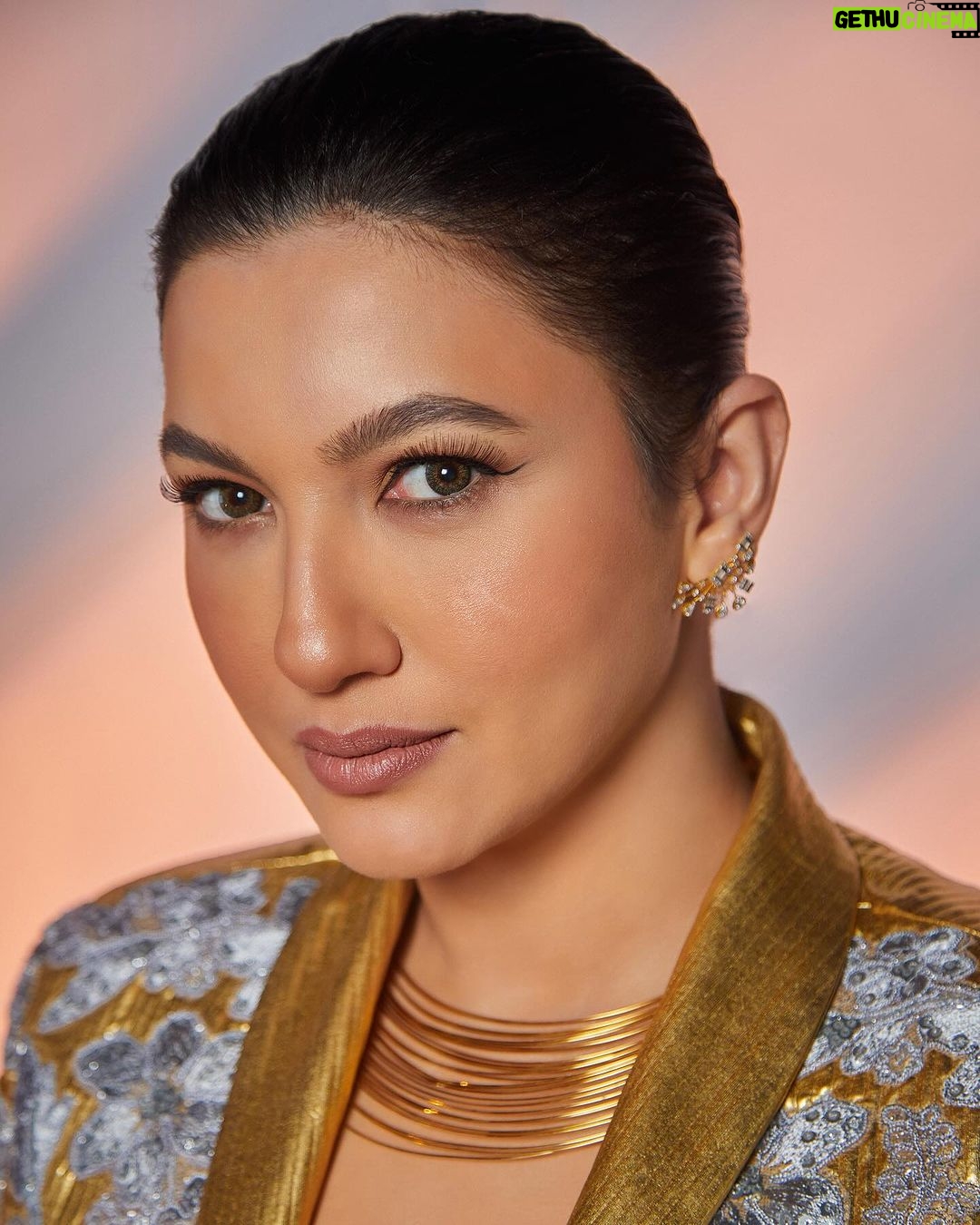 Gauahar Khan Instagram - UpClose ! 🤎 Mumbai, Maharashtra