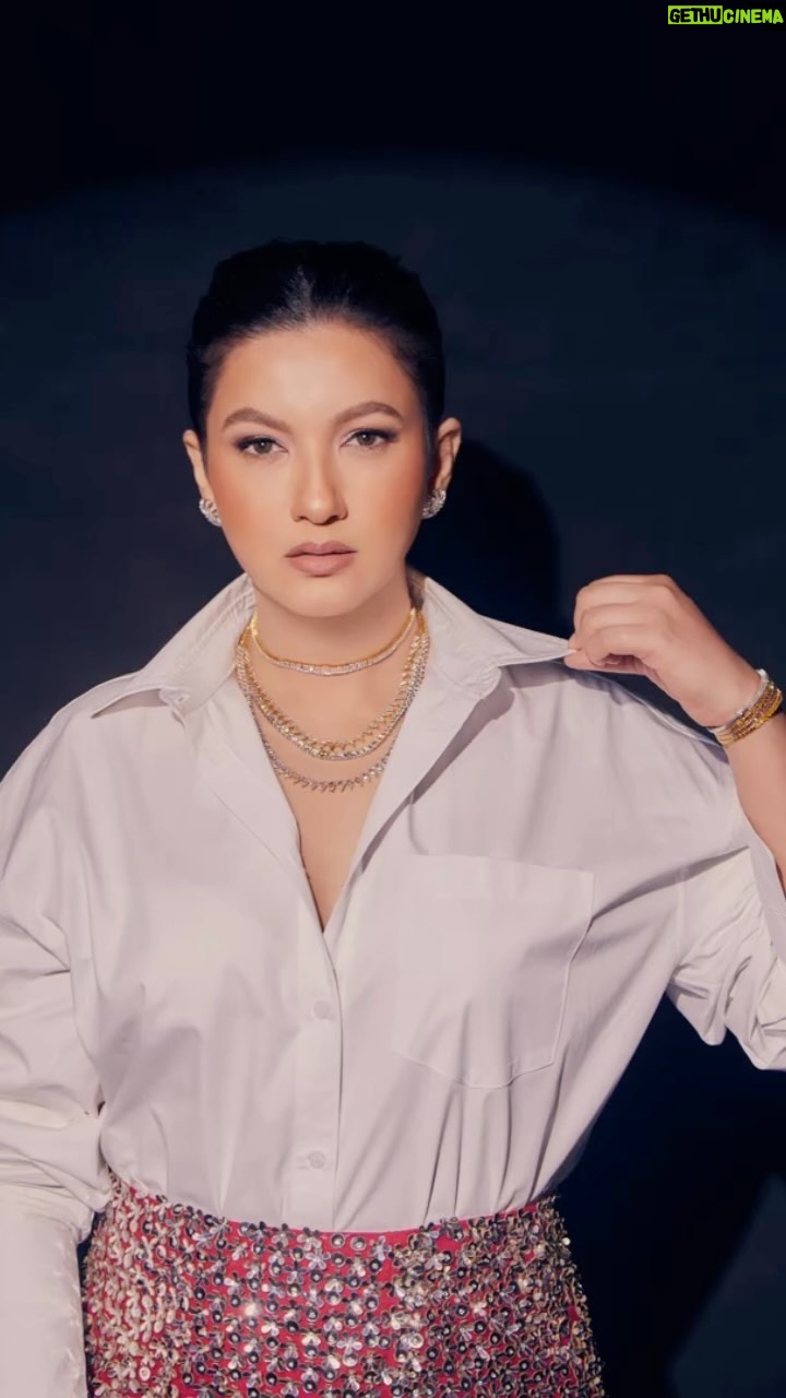 Gauahar Khan Instagram - Gangster G !!!! Tonight n tomw on @sonytvofficial #jhalakdikhlajaa11 #week5 Skirt : @pallavi_mohan_not_so_serious_ Jewellery : @nornament Click : @mohitvaru Styled : @devs213 assisted by @krutikaa_sharma #reels #trendingnow #trendingaudio #animal Mumbai, Maharashtra