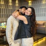 Gauahar Khan Instagram - My All !!! Birthday boy !!! Alhamdulillah for you , husband. May Allah bless u with the best and fulfill all ur dreams . Ameen . I love you my zeddy . ♥️🍰 Juliette Ristorante