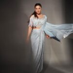 Gauahar Khan Instagram - Diwali Dhamaka on #jhalakdikhlajaa11 with me as the host @sonytvofficial ! 💥 #ownit #week1 Outfit : @sartoriale_ Jewellery : @h.ajoomal Styling : @devs213 assisted by @krutikaa_sharma Camera 📸: @shivamguptaphotography Mumbai, Maharashtra