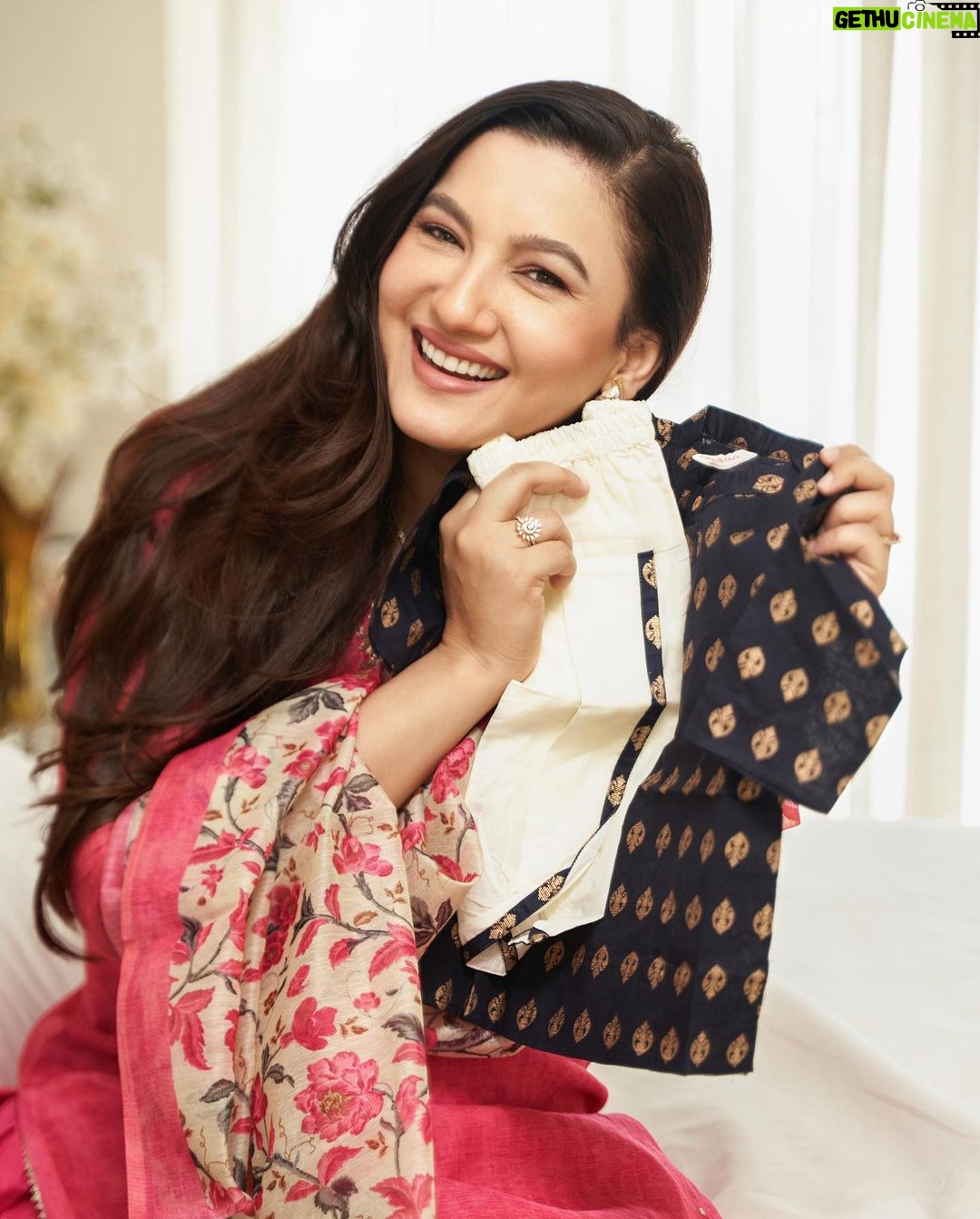 Gauahar Khan Instagram - #Incollaboration with @firstcryindia Festivals are always special... but this Diwali is extra special because it's my little one's very first. The joy of dressing him, every detail, every thread in his festive attire I've chosen with love. @firstcryindia ‘s endless varieties are my go-to stop to choose the best for him. Be it picking between multiple types of clothing, to soft, breathable hypoallergenic fabric prioritizing his comfort. I picked this amazing Jaipuri Flower Motif Printed Kurta, beautiful design, and vibrant blue color to make his first Diwali truly memorable. The little laughter and his twinkling eyes in these colorful clothes make every effort worth it. Use my code GAUAHARDW50 to grab an amazing 50% off on Fashion and 45% off on everything else @firstcryindia .Shop now and make this Diwali special for you and your lil ones! Happy Diwali! 🪔 #firstcrywalidiwali23 #firstcrywaliDiwali #firstcryindia #firstcry #FussNowAtFirstcry #firstcryfashion #kidsfashion #ad Mumbai, Maharashtra