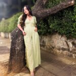 Gauahar Khan Instagram - 🍋-ny Outfit : @lilylanebysimran Necklace : @vasundharajewelry @ascend.rohank Styling : @devs213 assisted by @krutikaa_sharma Edit : @qrsh_danish