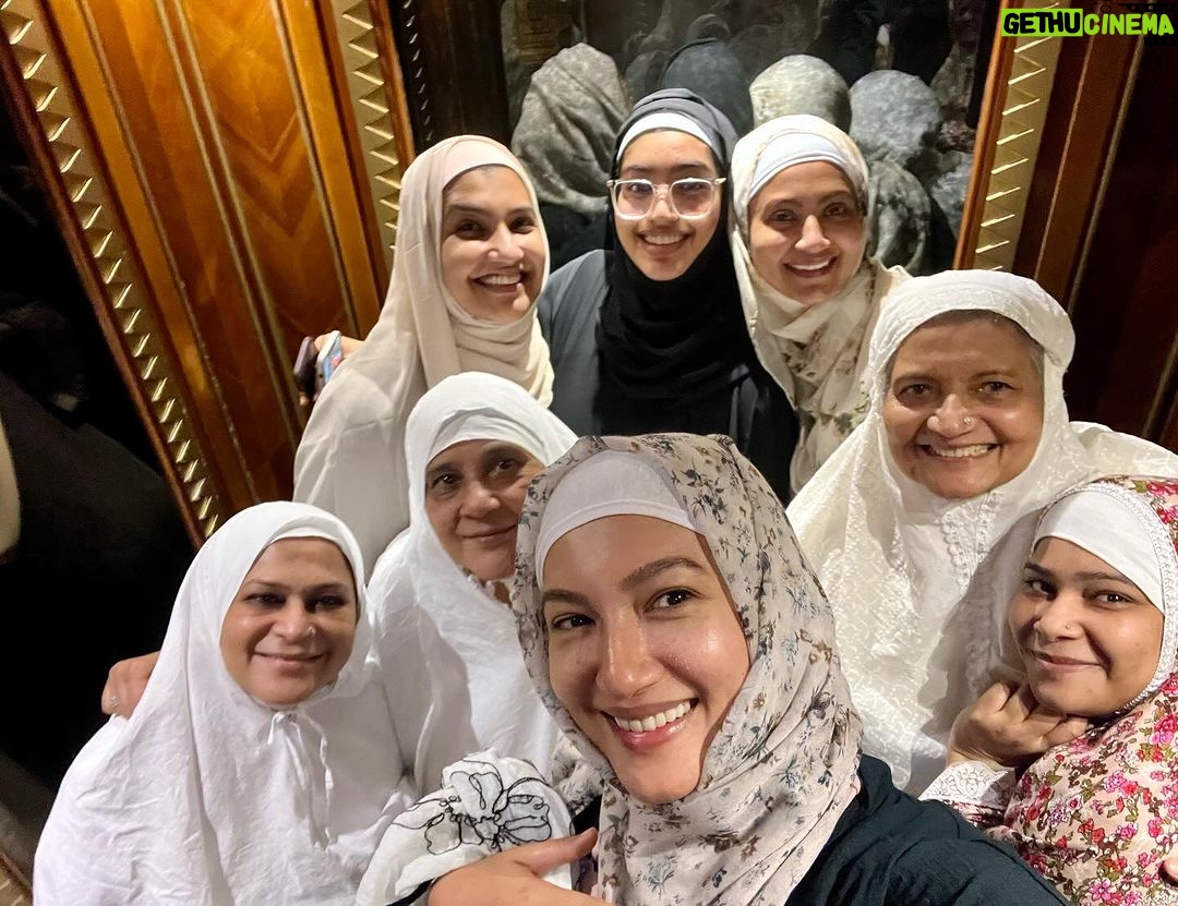 Gauahar Khan Instagram - To the woman who is always there for others . To the woman who has strongly brought up great kids . To the coolest mom in law , who has been fun and loving too . To the butterfly of our lives , @farzana765 happy birthday mom . May Allah bless you with the best of health n happiness. Ameen ❤️😘 love you . 🍰🧁🍫 keep rocking for another 50 years , Ameen . Mumbai, Maharashtra