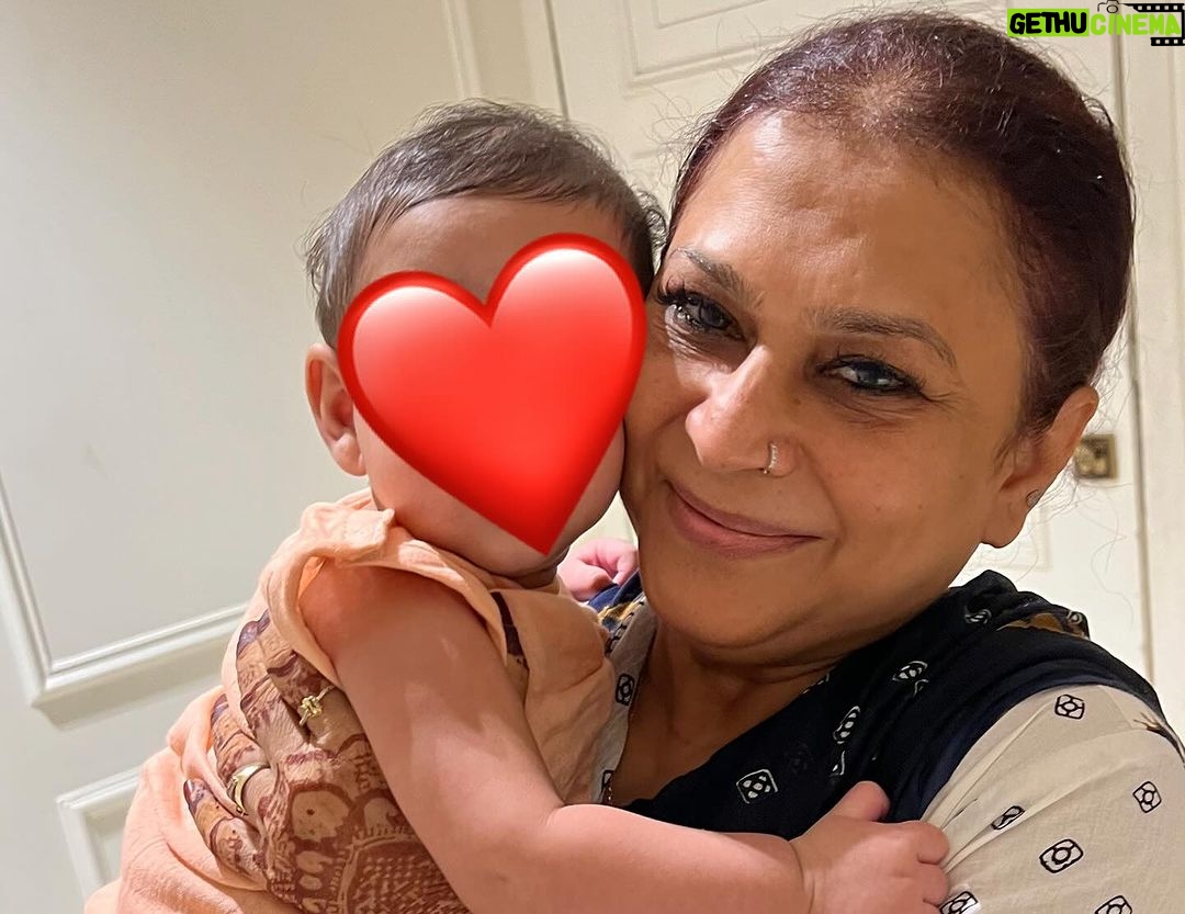 Gauahar Khan Instagram - To the woman who is always there for others . To the woman who has strongly brought up great kids . To the coolest mom in law , who has been fun and loving too . To the butterfly of our lives , @farzana765 happy birthday mom . May Allah bless you with the best of health n happiness. Ameen ❤️😘 love you . 🍰🧁🍫 keep rocking for another 50 years , Ameen . Mumbai, Maharashtra