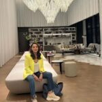 Gauri Khan Instagram – First urban vertical resort in Dubai, love the architecture and design. Can’t wait to be back! @ooonezaabeel @ooresorts @thelinkdubai 
@bottomlinemedia