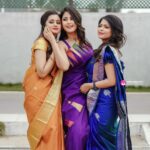 Gayathri Sri Instagram - 💜 Makeover @mua_vijisharath Hair @makeup_sharathbhushan Photography 📸 @zerogravityphotography Saree @silkemporium_uk Jewel 💎 @aviraabridaljewels Location @ajgardens_ #vijaytelevision #serial #vijayserial #aahakalyanam #vijaytv #reels Chennai, India
