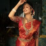 Gayathri Sri Instagram - ❤️ Team Mua @archanasartistry Photography @thinkmad_mano Jewellery @blush_bridal_jwellery28 Outfit @blush_rental_costume28 Chennai, India