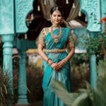 Gayathri Sri Instagram - Shoot for @astah_boutique_tirupur Mua: @mathi_makeupstudio_and_academy Photography : @bluemoon_pictures Venue : @elementspalmvalley Saree : @dr_ganesh_sah_silks_saress Jewel : @nakshatra_rental_jewellery Shapewear : @quiensee