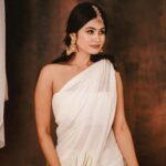 Gayathri Sri Instagram - Mua @sushmitha_makeup_artistry Photography 📸 @photopalettestudios