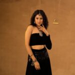 Gayathri Sri Instagram - MAGIC BLACK 🖤✨ @deepi_makeupartistry @mani_stylist_ Chennai, India
