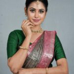 Gayathri Sri Instagram - Designer Silk Saree 💖💚 Shop online now : @theniananthammadurai For more info : 73959 06751 Embrace the timeless allure of lotus weaves in this exquisite silk saree. The lotus motifs can be intricately woven into the fabric along the border and pallu of the saree. Opt for a serene and sophisticated base colour, such as cream, ivory, or pastel shades like light pink or mint green. Photography : @thelightmenstudio Inframe : @gayu_sri_offl Makeup and styling : @glossylook_makeup_madurai #designersarees #silksarees #lotus #weaving #ordernow #thenianantham #madurai Madurai