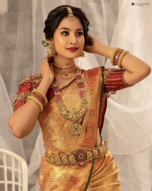 Gayathri Sri Instagram - Bridal #2...
.
Makeup by:@mystylemakeover_studio
.
FT:@gayu_sri_offl
.
Shotby:@vdop_photography
.
Saree:@mylaikumaran
.
Saree drape:@style_with_anbu
.
Blouse:@kavyavigneshofficial
.
Hairdo:@mahi_hairdo
.
Jewel:@krishya_bridal_collections
.
#vdopphotography #portrait #traditional #beauty #bridalmakeup #bridallook #beautyshots #portraitphotography #chennaimodels #chennaifashiondesigner #fashionstyle #love #model #instagram #bridalsarees #outfit #stylish
