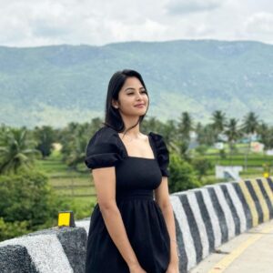 Gayathri Sri Instagram - Swipe 👉 

#gayusri