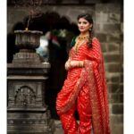 Gayatri Jadhav Instagram - Life is a collection of moments ✨️ 🧿 #saree #traditionalsaree #traditionallook #look #gayatrijadhavofficial