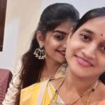 Gayatri Jadhav Instagram - यार सुनो ना ! ♥️ #maa #ija #motherlove #yaadien #mother #memories #mothedaughter #gayatrijadhav #reelsinstagram #reelkarofeelkaro