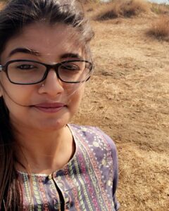 Gayatri Jadhav Instagram - Letting go is form of love 🎯 . . #deepthoughts#love#freedom#lettinggo#nofilter #nomakeup#gayatrijadhav