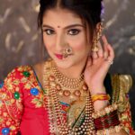 Gayatri Jadhav Instagram - Maharashtrian look ✨ @pranjalishelar_makeover In frame celebrity @gayatri_jadhav_official Jewellery by @parampara_rental.jewelley Outfit @pinkvelvet_rental_store Photography @26_rm_photography . . . . . . . . #makeupartist #makeuplover #post #postmalone #postoftheday #photoshoot #photooftheday #makeuplook #makeover #outfit #maharashtra #maharashtrian #maharashtrianlook #marathimulgi #explore #trending #viralpost #celebrity #celebrityshoot #photographer #instagood #instagram #pranjalishelarmakeover Pune, Maharashtra