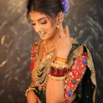 Gayatri Jadhav Instagram - Maharashtrian look ✨ @pranjalishelar_makeover In frame celebrity @gayatri_jadhav_official Jewellery by @parampara_rental.jewelley Outfit @pinkvelvet_rental_store Photography @26_rm_photography . . . . . . . . #makeupartist #makeuplover #post #postmalone #postoftheday #photoshoot #photooftheday #makeuplook #makeover #outfit #maharashtra #maharashtrian #maharashtrianlook #marathimulgi #explore #trending #viralpost #celebrity #celebrityshoot #photographer #instagood #instagram #pranjalishelarmakeover Pune, Maharashtra