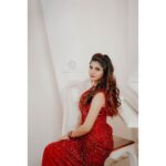 Gayatri Jadhav Instagram - Red Leaves The Other Colour Blushing With Emotion… . . Gorgeous- @gayatri_jadhav_official MAU- @shitals_charming_makeupstudio Photography- @nikhiljadhav_photography_1707 Costume- @runanubandh_therentalstore Location- @snapcityinpune . . . . . . #westernwear #reel #instagram #viral #trending #bride #celebrity #celebritystyle #marathiactress #marathimulgi #marathi #bride #bridalmakeup #pune #punemakeupartist❤️ #wedding #weddingphotography #weddingdress #weddinginspiration #punecity #love #marathiserialactress #marathimovie #movies #baban #snapcity #snapcityinpune Snapcity IN PUNE