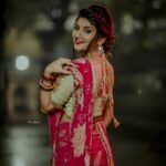 Gayatri Jadhav Instagram - More than you can handle 😉 🦋 #gayatrijadhavofficial #festivalfashion #festivevibes #marathi #marathiculture #actor #instalike #instamood #instafashion #instapic #gayatrijadhavofficial Pune, Maharashtra