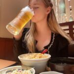 Gemma Louise Instagram - お疲れ様でした大阪！♥️🍚🍺 #グルメ #大阪 #osaka #japan #親子丼