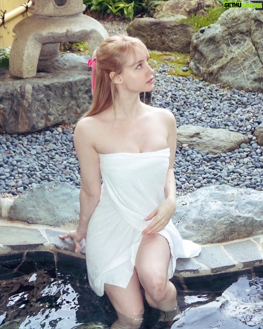 Gemma Louise Instagram - 福島行った!新しいYouTube動画もアップしましたのフェキン、私のインスタストーリー見てね。 I went to Fukushima! I also put a YouTube video up on my channel! Check out my Insta story♨️ 福島県
