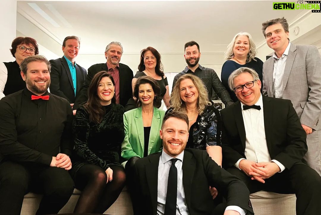 Geneviève Guilbault Instagram - Mon équipe 💚 Quebec, Quebec