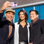 Geneviève Guilbault Instagram - Belle annonce aujourd'hui avec @christopherskeete et @stephaneboyer.laval! On électrifie nos transports!⚡️🚍 Laval, Quebec