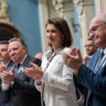 Geneviève Guilbault Instagram - C'est la rentrée parlementaire cette semaine à l'@assnatqc. Toujours un moment émouvant de revoir les collègues, de s'asseoir au Salon bleu et de vivre ensemble ce privilège immense de faire partie des 125 députés que les Québécois ont choisis pour les représenter. Merci encore pour votre confiance. 🙏💙 📸 @emilie_nadeau_photographe Assemblée nationale du Québec