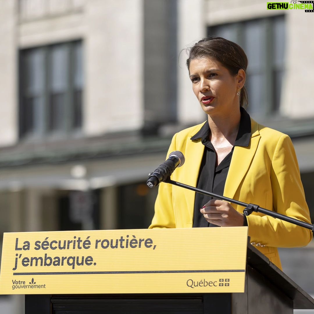 Geneviève Guilbault Instagram - Les 27 mesures du Plan d'action en sécurité routière 2023-2028 que j'ai déposé aujourd'hui se déclinent en 6 axes: 1. Transport actif sécuritaire vers l'école 🧒 2. Aménagements sécuritaires pour les piétons 👟 3. Sécurité des travailleurs sur les chantiers routiers🚦 4. Les municipalités, des partenaires essentiels 🤝 5. Innover pour améliorer la sécurité routière 💡 6. Communication et formation 📣 Ce plan est le fruit de mes nombreuses rencontres et discussions avec autant de partenaires actifs en sécurité routière. Merci à mes équipes de @transports_quebec, aux organismes, parents, experts, élus et autres personnes engagées avec nous dans la protection des Québécois. 🙏 Montreal, Quebec