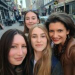 Geneviève Guilbault Instagram - Belles rencontres du printemps!🪻😍 Vieux-Québec