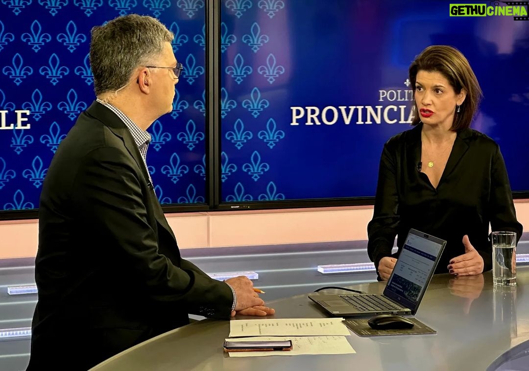 Geneviève Guilbault Instagram - Les Québécois ne doivent plus être pénalisés par la situation à la Société de l'assurance automobile du Québec (SAAQ). En plus des mesures en place depuis lundi pour réduire l'attente et l'achalandage en succursales, j'ai fait une tournée d'entrevues aujourd'hui pour annoncer un sursis aux détenteurs de permis, incluant les permis étrangers, et aux nouveaux propriétaires de véhicules. Les Québécois concernés disposeront d'un délai plus long pour faire leur transaction dans un centre de services de la SAAQ. J’ai confiance que l'ensemble de ces mesures permettra progressivement de revenir à la normale. Je continuerai bien sûr de surveiller étroitement la situation, et si d’autres mesures sont nécessaires, nous n’hésiterons pas à nous ajuster. TVA - Montréal