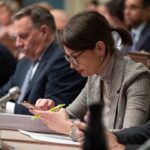Geneviève Guilbault Instagram - Rentrée parlementaire aujourd'hui à l'@assnatqc! ⚜️ Assemblée nationale du Québec