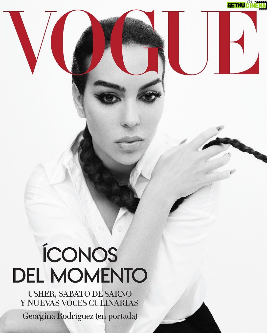 Georgina Rodríguez Instagram - Mi portada para @vogue y ratitos favoritos 💖🎞️📸 Riyadh - Kingdom Of Saudi Arabia