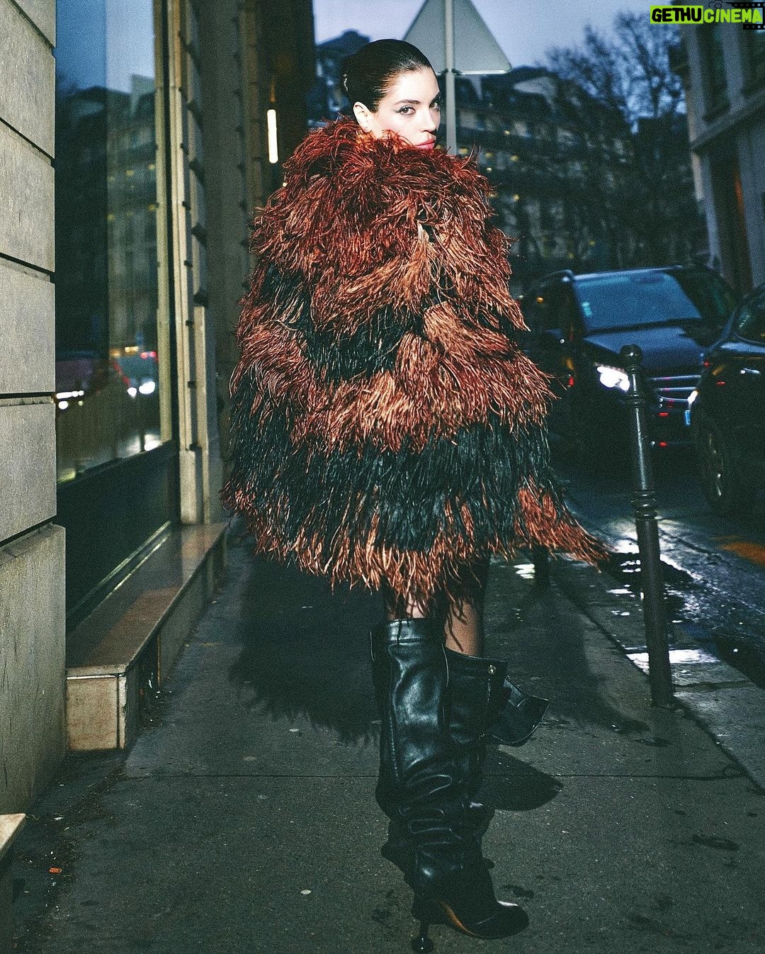 Gessica Kayane Instagram - @celiakritharioti #hautecouture
