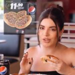 Gessica Kayane Instagram - A #BlackDosDesejos do @Habibsoficial com todo sabor e intensidade de PEPSI BLACK já começou e tem muitos cupons de Bib’sfiha + @pespibr em promoção até o final de novembro 🔥❤️ Eu já aproveitei e garanti o meu, e vocês? #publi #blackdosdesejos