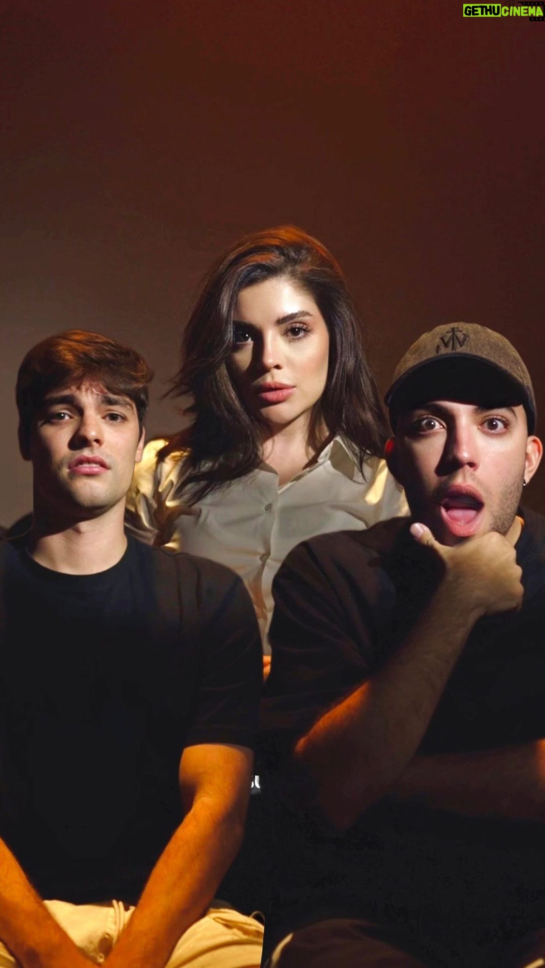 Gessica Kayane Instagram - Depois do shortinho e da pomba, quem será o culpado dessa vez??? 🕵️♂️ Sim! Continua sendo o Rangel kkkkk a vantagem é que você também pode se jogar e maratonar a nova série do @StarPlusBR #ÚltimasFérias! Com muito mistério e suspense; um grupo de jovens decidem ir pra uma ilha paradisiaca, mas uma fatalidade acontece e as férias viram um grande assassinato! Uma produção incrível do jeitinho que a gente ama, aproveita o feriado pra começar! #StarPlusBR publi