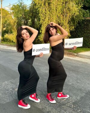 Gessica Kayane Instagram - “amiga, postei nossas fotos lá viu”