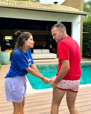 Gessica Kayane Instagram - VC E QUEM????? o bom é que Rangel roubou meu short e eu roubei a bunda dele