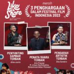 Gina S. Noer Instagram - Selamat kesayanganku 😍🍾🤎🌸❤️ Special juga selamat untuk @permatadnda sungguh kehormatan untuk kami 😍 Serta para support system yang hadir semalam adeknya mbak @alinejusria istrinya bang @ichsound @ruddy_hatumena keluarga @ditagam kak @alfisharfi & papa mama @astridsambudiono dan tentu @fannyafranklin 😍 Terima kasih sudah memberikan semangat untuk tim @filmlikeandshare Selamat untuk kita semuaaa 😍😍😍 Selamat juga untuk komite @festivalfilmid & dewan juri ❤️ Ciputra Artpreneur